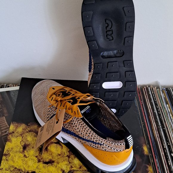 Air Max Flynit Racer - Picture 4 of 5